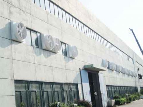 玻璃廠車間崗位降溫設備,哪種降溫設備好